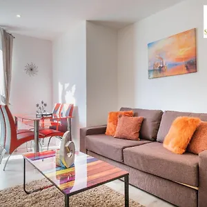 Apartment 1 & 3 Bedroom By Sensational Serviced - Adelphi, Aberdeen